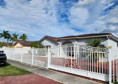 17153 Sw 149th Pl, Miami, FL, 33187-6733 | Card Image