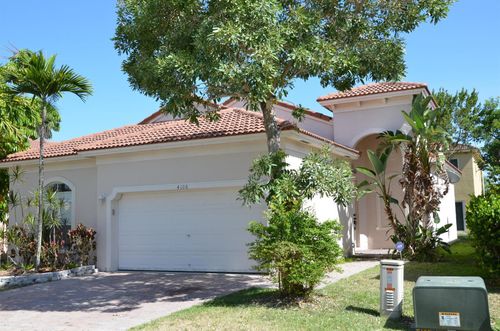 4106 Ne 22nd Ct, Homestead, FL, 33033-5134 | Card Image