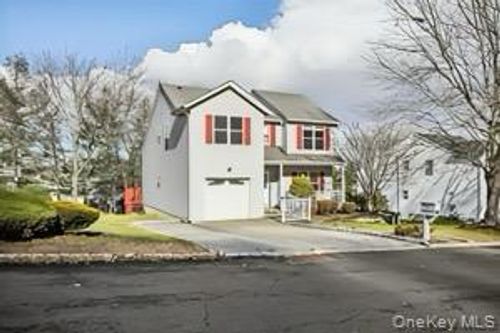 53 Larkin Ln, Garnerville, NY, 10923-1537 | Card Image