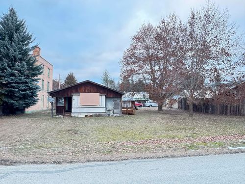 107 E 4th Ave, Metaline Falls, WA, 99153-5123 | Card Image