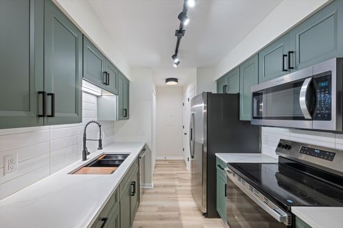 142 Brooke Castle Dr, Hermitage, TN, 37076-1746 | Card Image