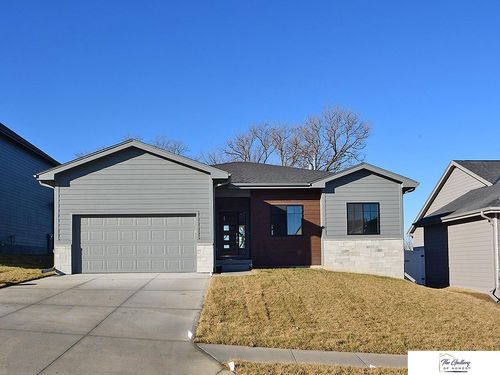 7610 N 116th Ave, Omaha, NE, 68142-1537 | Card Image