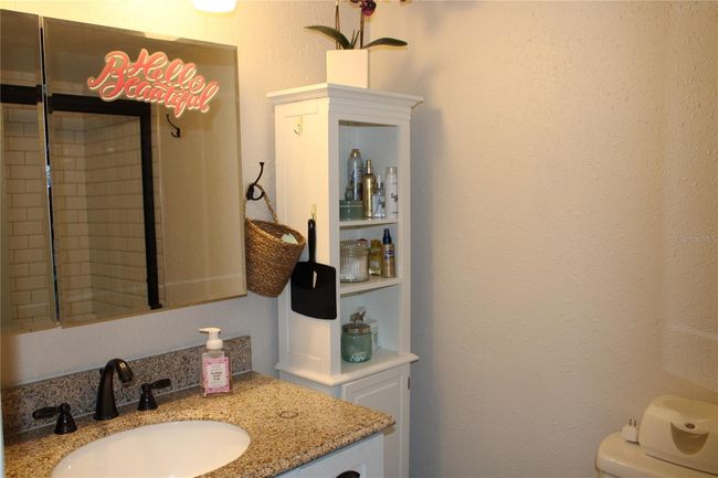Primary bedroom bathroom | Image 20