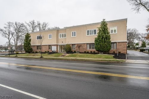 727 Raritan Rd, Clark, NJ, 07066-2229 | Card Image