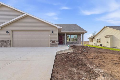 340 Twilight Trail, Fond Du Lac, WI, 54937 | Card Image