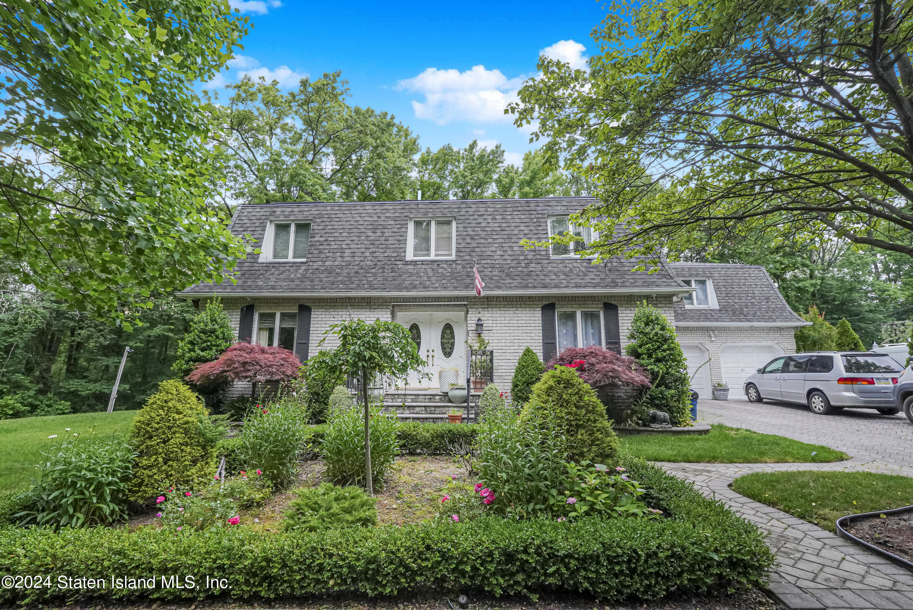 Collyer Ave, Staten Island, NY 10312