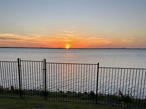 18027 Lake Ray Hubbard Dr, Forney, TX, 75126-5038 | Card Image