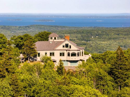 251 Mount Pleasant St, Rockport, ME, 04856-5114 | Card Image