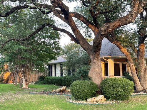 120 Brazos Dr, Georgetown, TX, 78628-2655 | Card Image