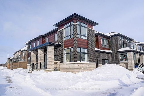 2 Hercules Club Dr, Richmond Hill, ON, L4E1K6 | Card Image