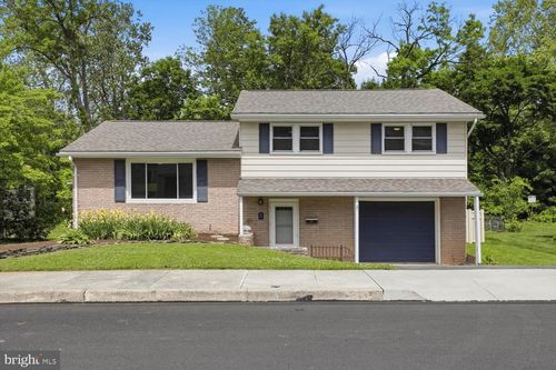 71 Circle Dr, EPHRATA, PA, 17522-1908 | Card Image