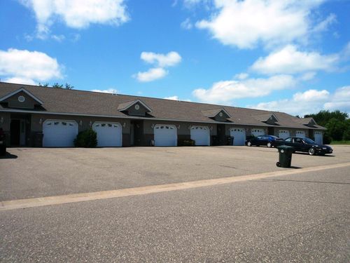 1271 Pinewood Trl, New Richmond, WI, 54017-6358 | Card Image