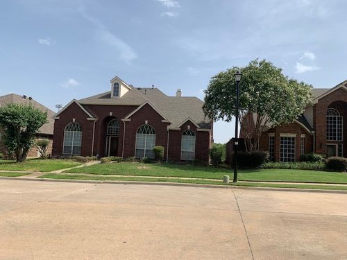 1027 Creek Bnd, Carrollton, TX, 75007-2787 | Card Image