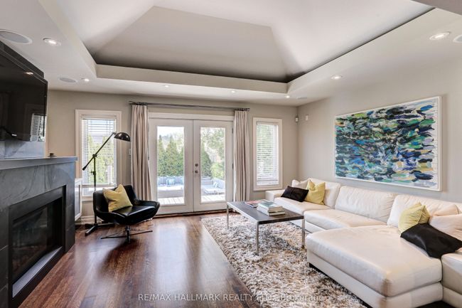 4 Tinder Cres, House other with 4 bedrooms, 2 bathrooms and 4 parking in North York ON | Image 10