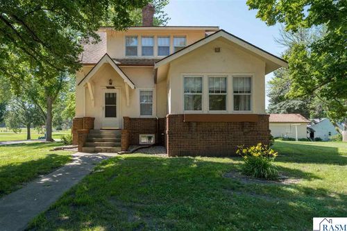 301 W 1st St, Janesville, MN, 56048-3004 | Card Image