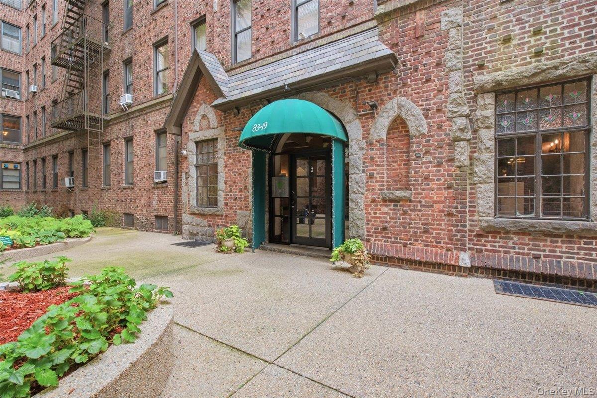 Residential in New York 4