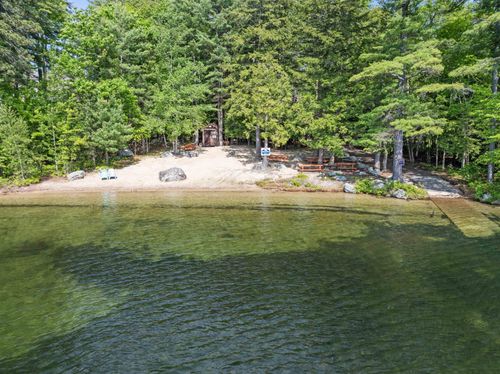 56 Old Hubbard Rd, Meredith, NH, 03253-6812 | Card Image