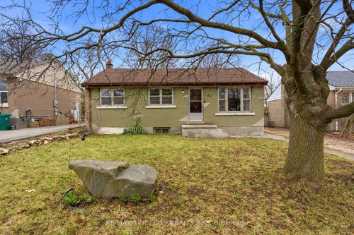 82 Glenview Ave, Cambridge, ON, N1R2W2 | Card Image