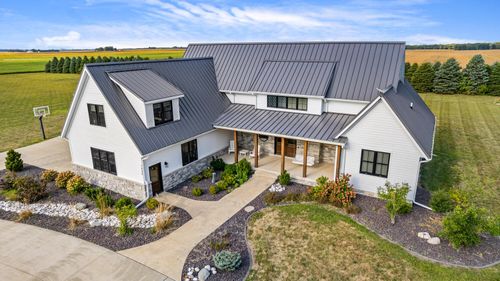 1335 County Road 2250 E, Saint Joseph, IL, 61873-9722 | Card Image