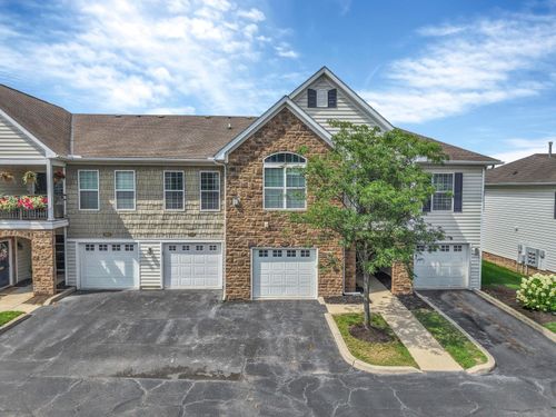 6252-6252 Hudson Reserve Way, Westerville, OH, 43081-7143 | Card Image