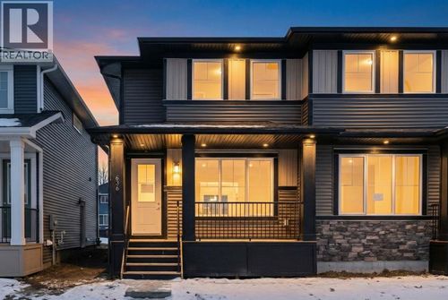 636 Sora Blvd Se, Calgary, AB, T3S0L6 | Card Image