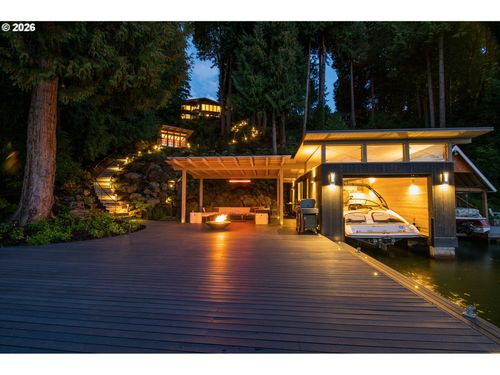 2707 Southshore Blvd, LakeOswego, OR, 97034 | Card Image