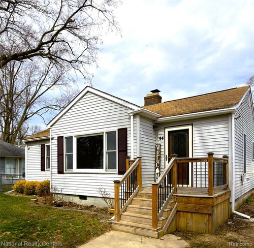 44 Chaney St, Van Buren Twp, MI, 48111-3510 | Card Image