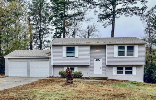 3591 Bramblevine Cir, Lithonia, GA, 30038-2913 | Card Image