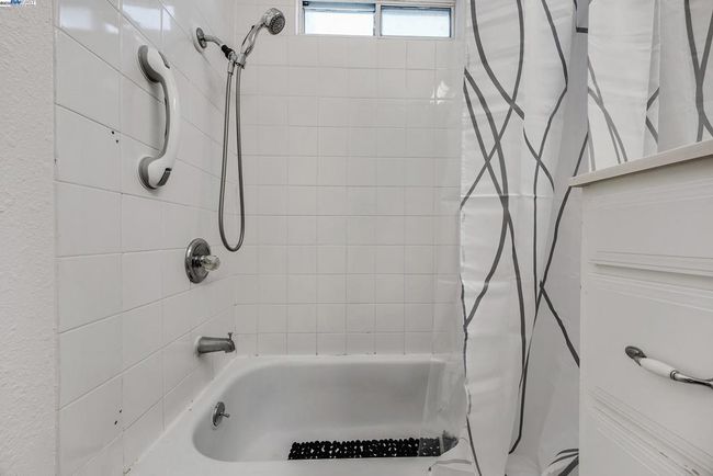 394 Encino Dr, House other with 3 bedrooms, 2 bathrooms and 2 parking in Livermore CA | Image 22