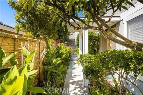 1867 E Belmont Ct, Placentia, CA, 92870-7400 | Card Image
