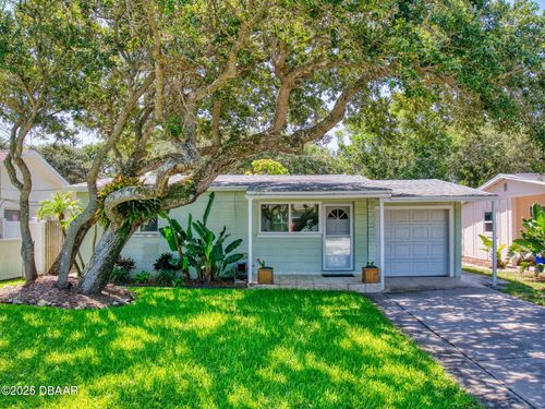 823 E 10th Ave, NEW SMYRNA BEACH, FL, 32169-3211 | Card Image