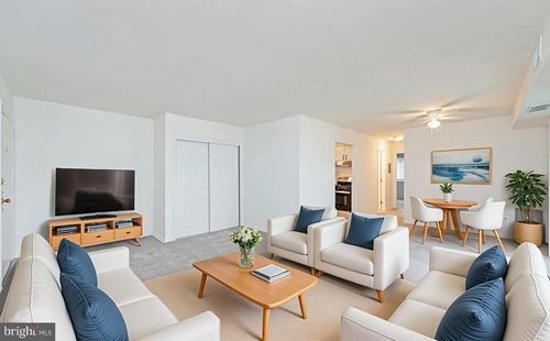 303-5200 Quincy Street, BLADENSBURG, MD, 20710 | Card Image