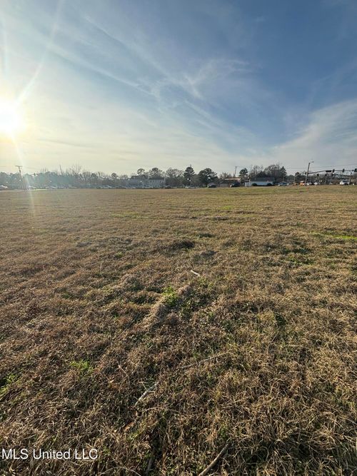 000 Clinton Pkwy, Clinton, MS, 39056 | Card Image