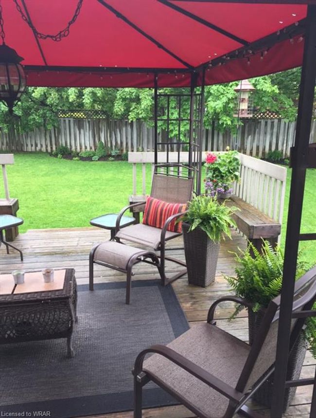 10 Simone Pl, House other with 3 bedrooms, 3 bathrooms and 6 parking in Ayr ON | Image 5