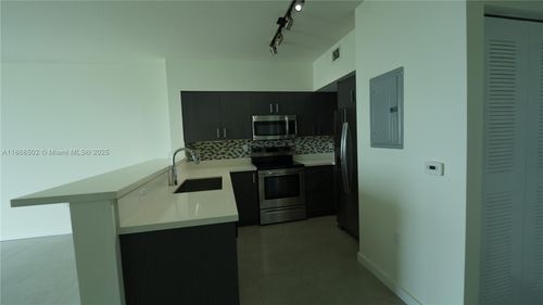 apt-407-729 Nw 2nd St, Miami, FL, 33128-1462 | Card Image
