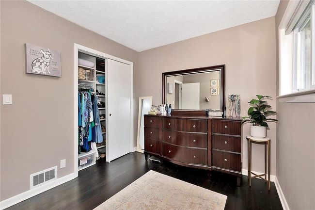 Custom Closets | Image 24