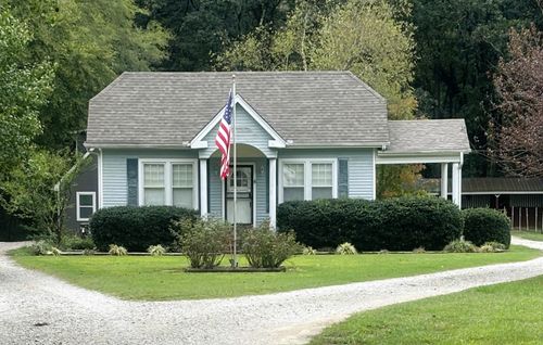 1660 Railroad Dr, Somerville, TN, 38068-5530 | Card Image