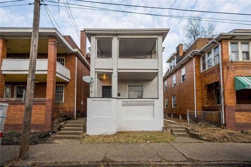 306 Park Rd, Ambridge, PA, 15003-2525 | Card Image