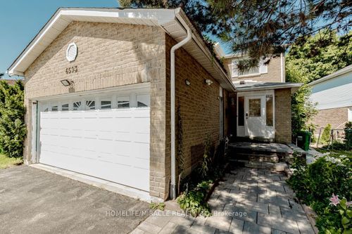 6593 Edenwood Dr, Mississauga, ON, L5N3E9 | Card Image