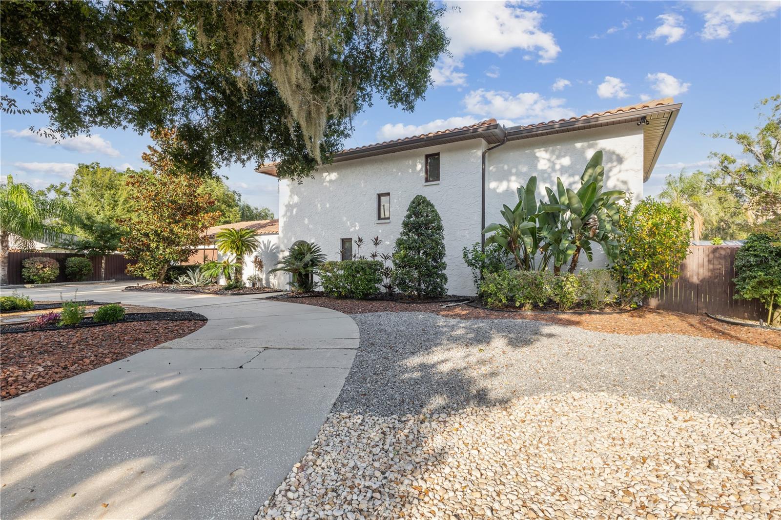 Residential in TEMPLE TERRACE 5