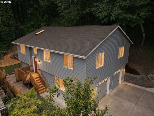 4024 Se 154th Pl, Portland, OR, 97236-2278 | Card Image