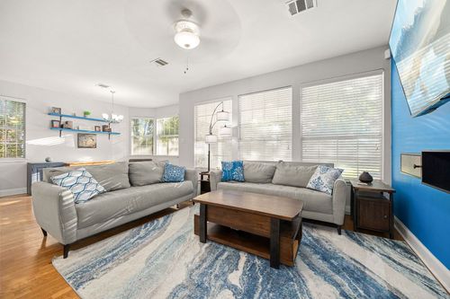 1515 Natural Bridge Ln, PFLUGERVILLE, TX, 78660-2017 | Card Image