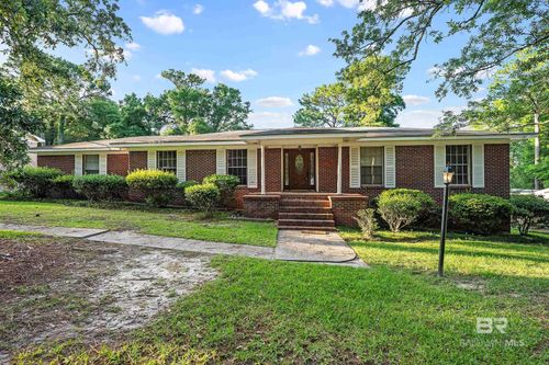 135 Pineridge Rd, Daphne, AL, 36526-7413 | Card Image