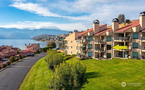 18-7-100 Lake Chelan Shores Drive, Chelan, WA, 98816 | Card Image