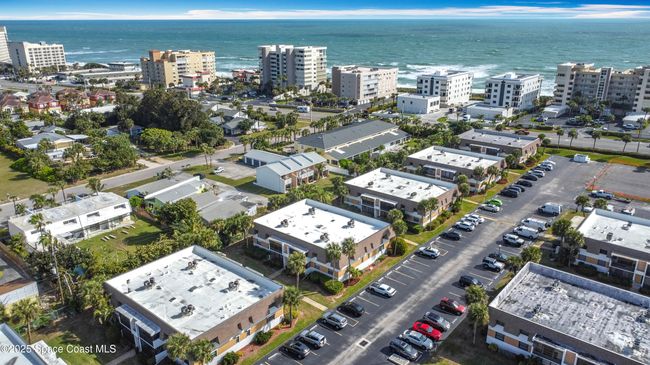 11206 - 2700 N Highway A1a, Condo with 2 bedrooms, 2 bathrooms and null parking in Indialantic FL | Image 24