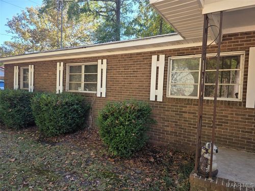 310 Dalley Dr, Selma, AL, 36701-8144 | Card Image