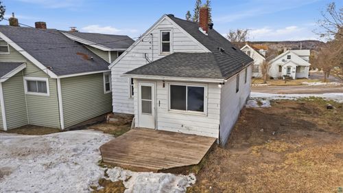 726 Summit St, Eveleth, MN, 55734-1442 | Card Image