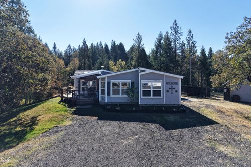 3735 Cobleigh Rd, Eagle Point, OR, 97524-4603 | Card Image