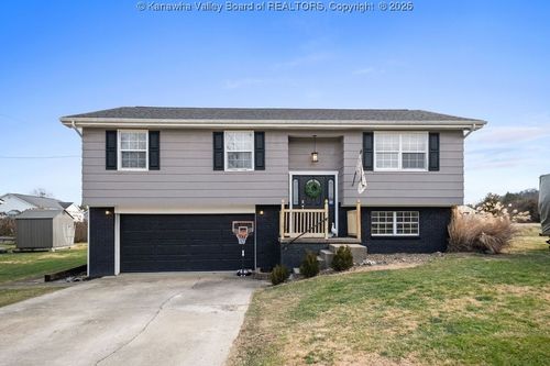 107 Sundown Ln, Milton, WV, 25541-8667 | Card Image
