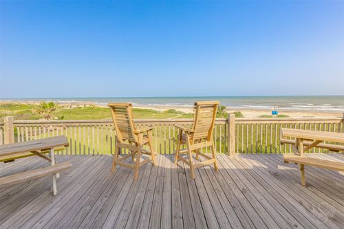 3000 Copacabana Dr, Crystal Beach, TX, 77650 | Card Image